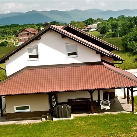 Guest House Tonka Otočac Екстериор снимка