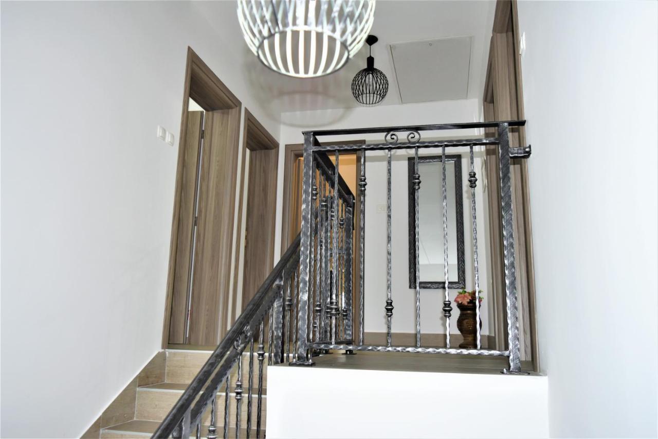 Guest House Tonka Otočac Екстериор снимка