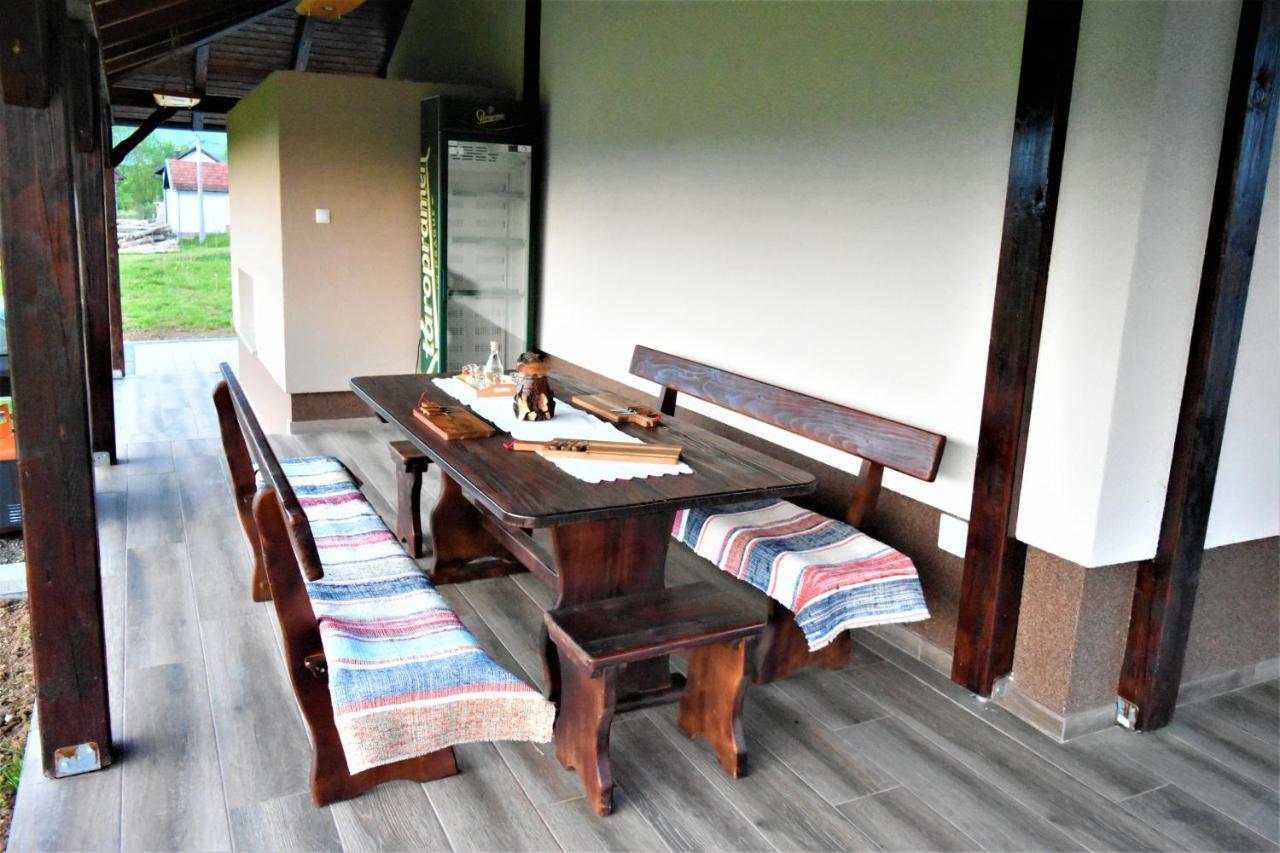 Guest House Tonka Otočac Екстериор снимка
