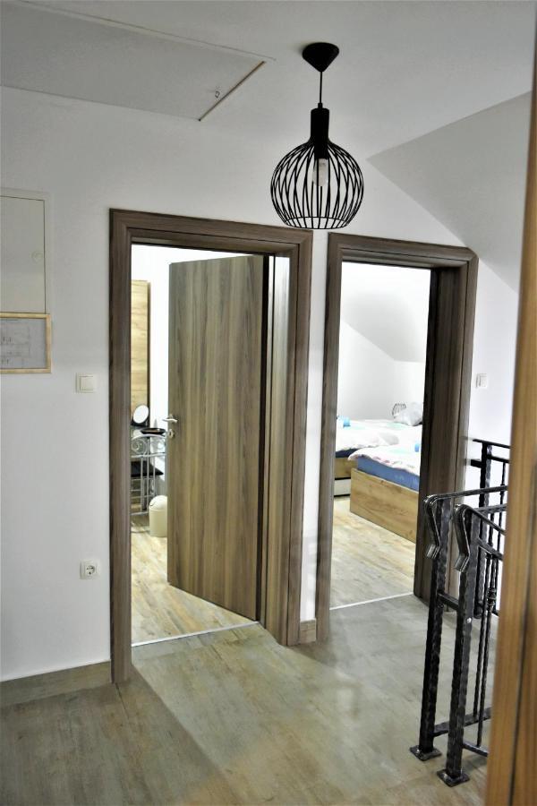 Guest House Tonka Otočac Екстериор снимка