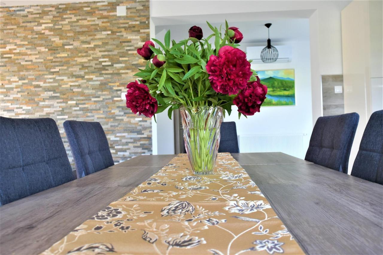 Guest House Tonka Otočac Екстериор снимка